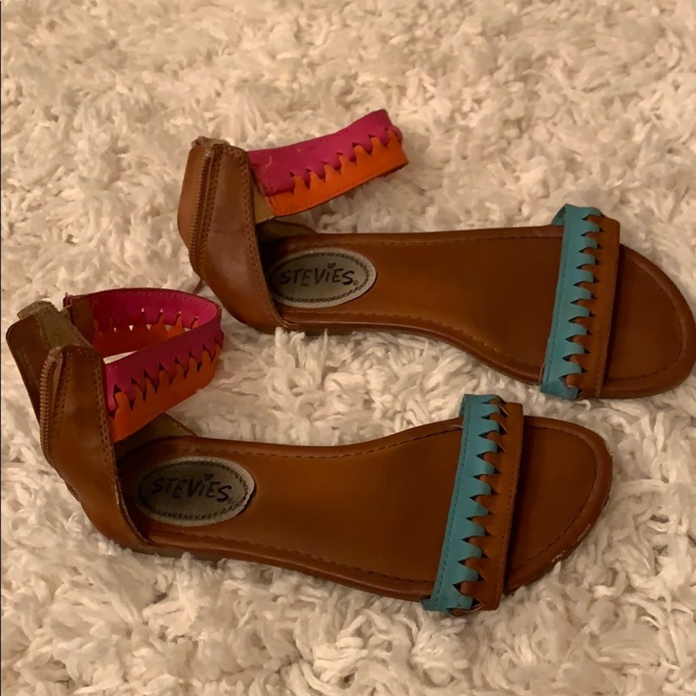 😱 Ankle sandals 🚨last call🧹clean out list